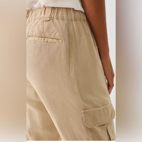 Faherty Arlie Day Cargo Pant Women’s in safari tan. NWT Small - Picture 3 of 12